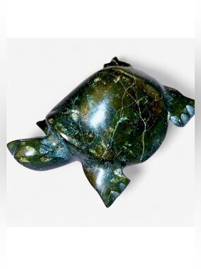 Jade Hand Carved Stone Turtle / Tortoise